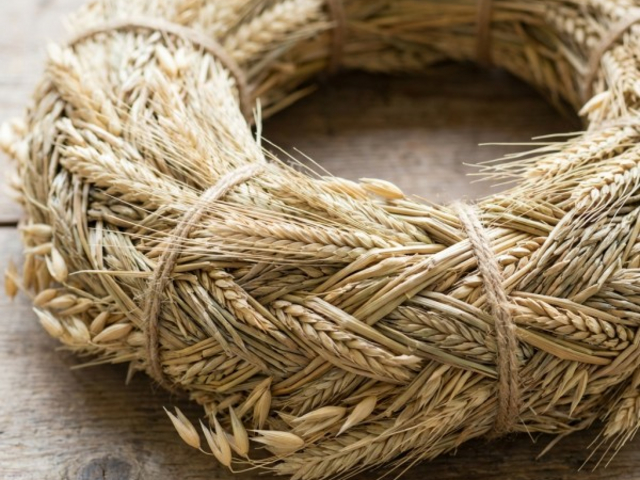 Kraśnik Dolny – Wioska Sześciu Zbóż