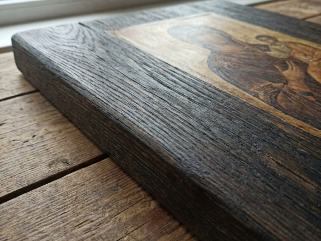 Dorota Wydra – Ikony na Deskach z Czarnego Dębu